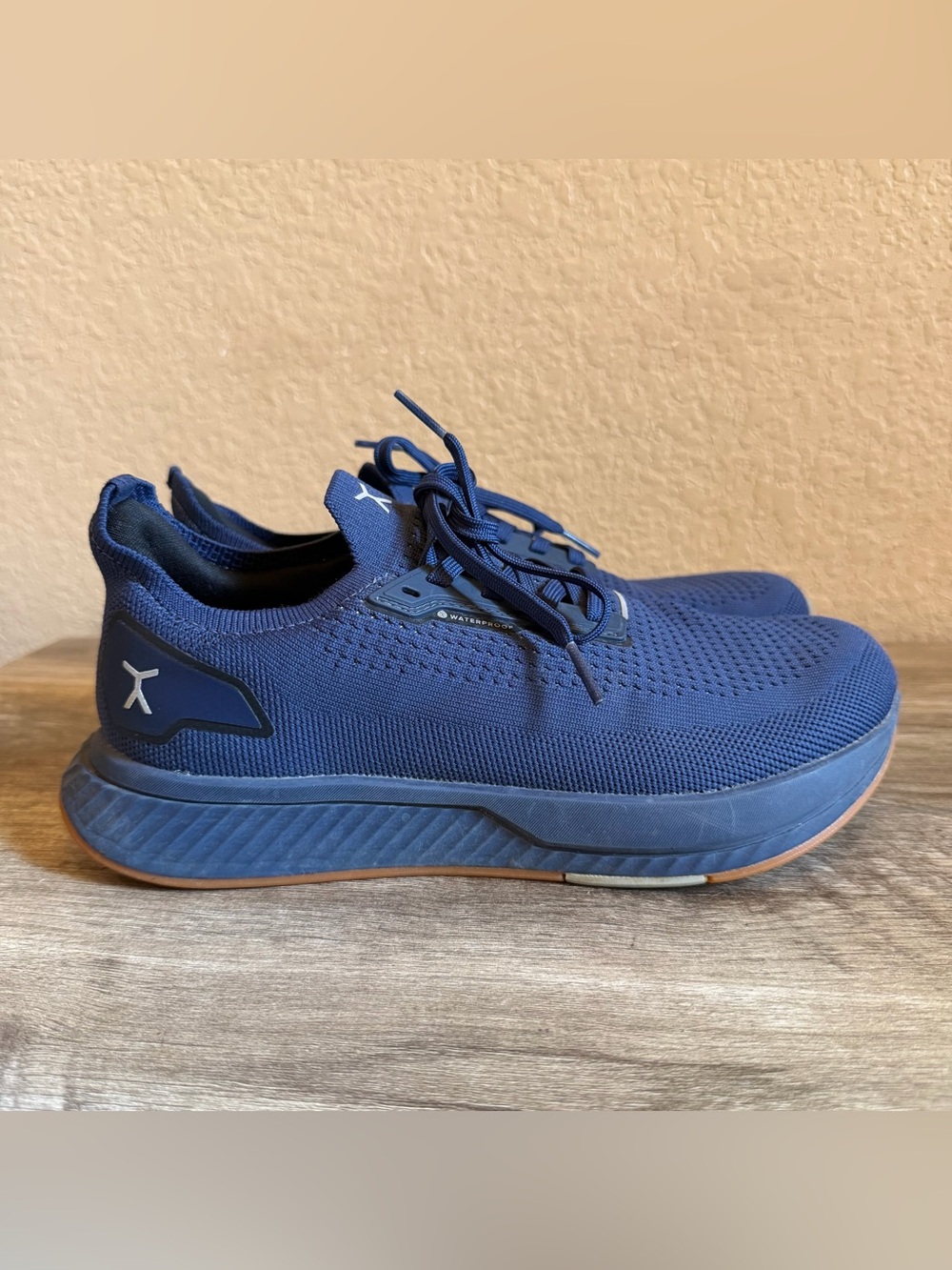 Flux Footwear Blue Waterproof Womens Low Top Lace-Up Athletic Sneakers Rubber